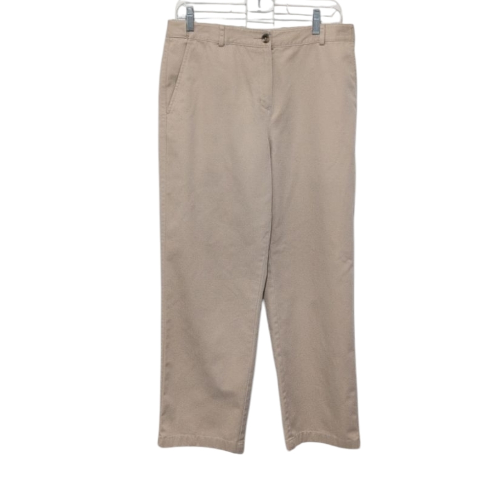 L.L. Bean classic fit pants size 10 great condition !
